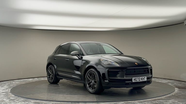 image for 2023 Porsche Macan 2.0T T SUV 5dr Petrol PDK 4WD Euro 6 (s/s) (265 ps) SUV Petrol Automatic
