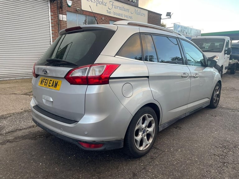 2011 Ford Grand C-Max 1.6 Zetec 5dr MPV PETROL Manual
