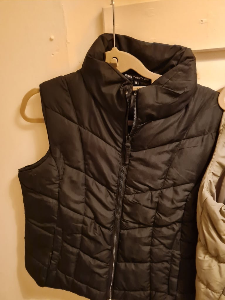 image for £10 for 6 bodywarmers M/L
