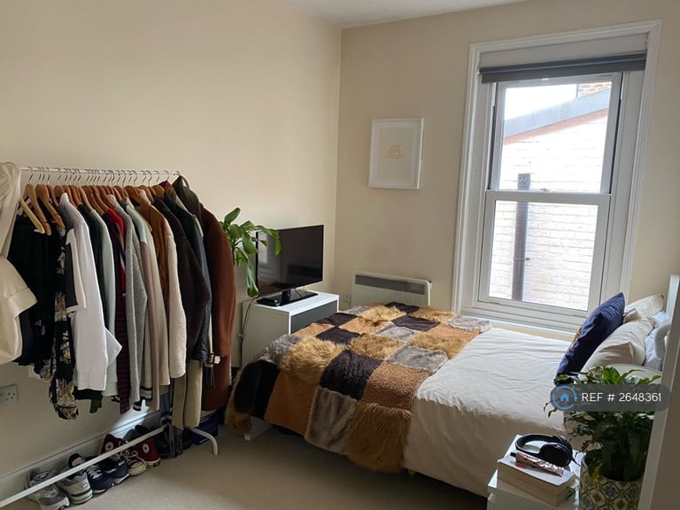 1 bedroom flat in The Avenue, Southampton, SO17 (1 bed) (#2648361)