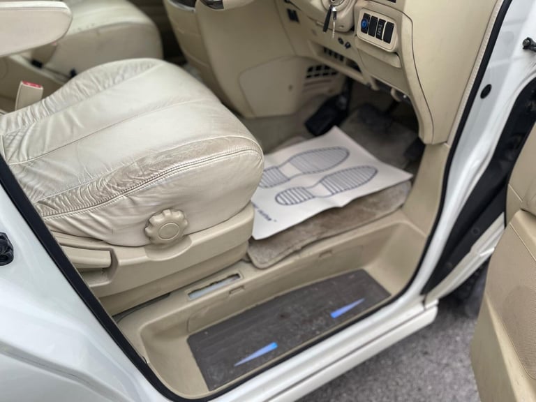 2006 NISSAN ELGRAND E51 AUTO