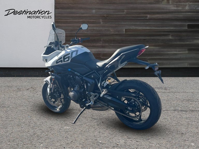 2025 Triumph Tiger Sport 660 PREMIUM COLOUR Petrol white 6 Speed