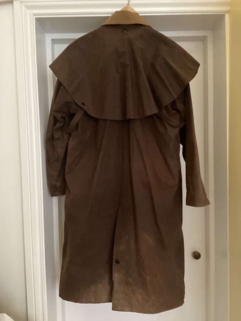 Waxed riding coat with cape