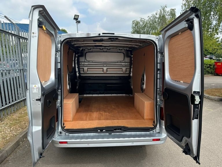 2023 Renault Trafic 2.0 dCi Blue 28 Sport+ Panel Van 5dr Diesel EDC SWB Euro 6 (s/s) (170 ps) PAN...
