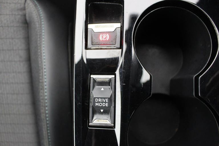 2022 Peugeot 208 5dr 100kW Allure Premium 50kWh Automatic Hatchback Electric Automatic