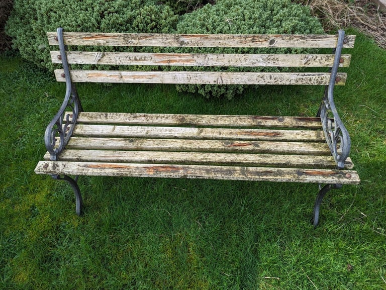 Vintage garden bench for Sale | Garden & Patio Benches | Gumtree