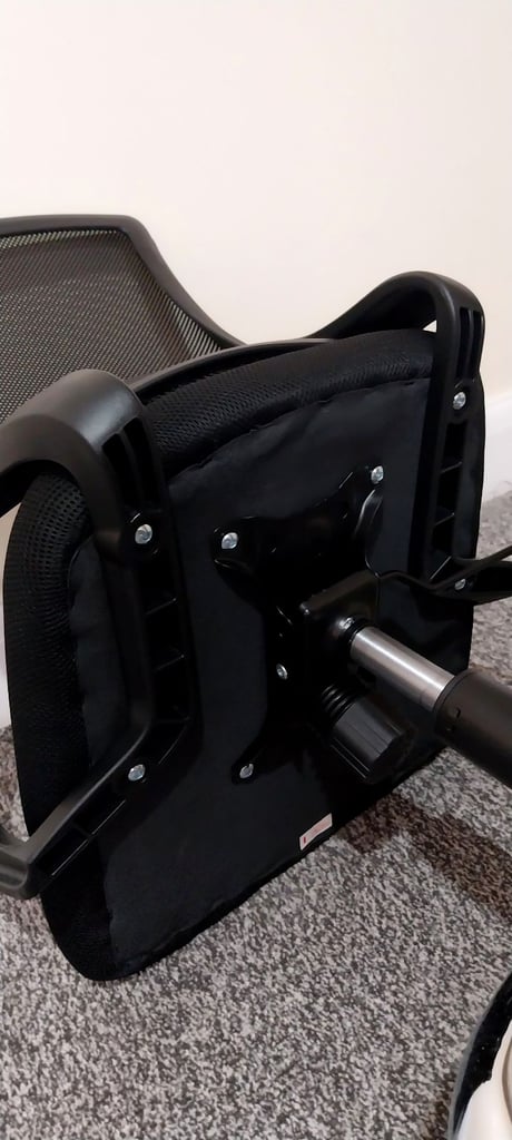 Ergonomic Office Desk Chair – Adjustable Mesh Swivel Seat