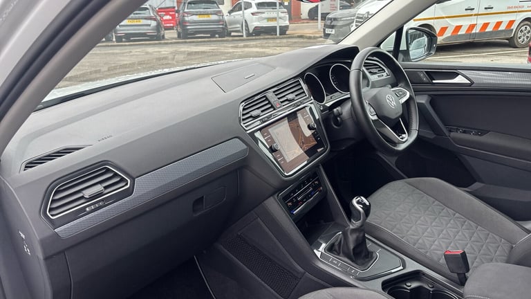 2021 Volkswagen Tiguan 1.5 TSI 150 Life 5dr Petrol Estate Estate Petrol Manual