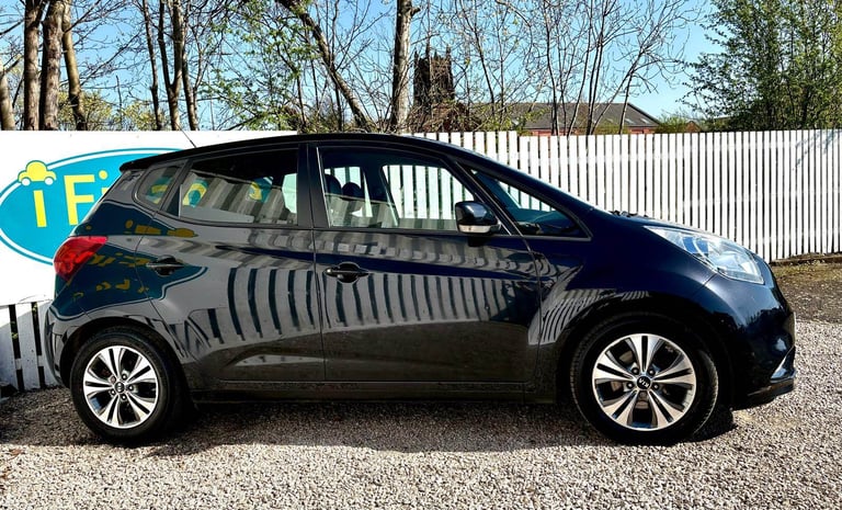 CAN'T GET CREDIT? CALL US! Kia Venga 1.6 3 ISG, 2017, Manual - £149 DEPOSIT, £53 PER WEEK