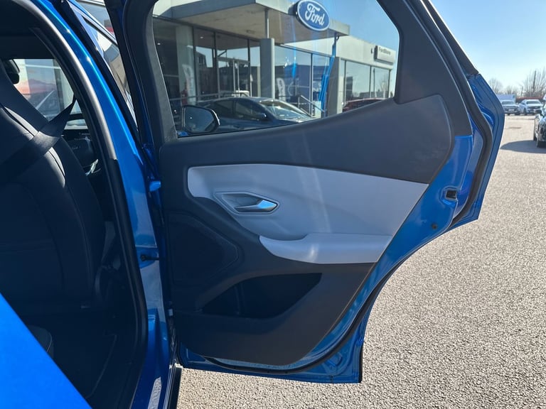 2024 Ford Explorer 5Dr Premium Extended Range 2WD Auto Estate Electric Automatic