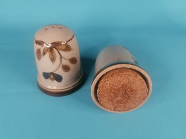 Very nice, Vintage Home Village salt&pepper shaker. As seen. 