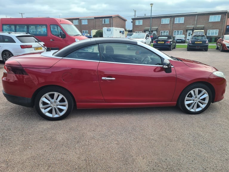 Renault, MEGANE, Convertible, 2012, Manual, 1870 (cc), 2 doors