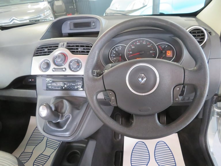 2011 Renault Kangoo WHEELCHAIR CAR DISABLED ACCESS VEHICLE MOBILITY MPV Diesel Manual