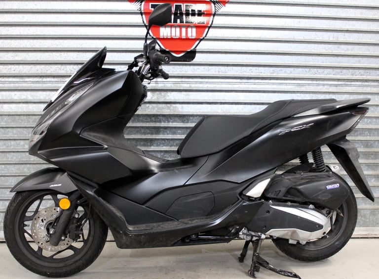 2025 25 HONDA WW 125 A-P PCX PCX125 MATT BLACK SCOOTER HPI CLEAR TRADE SALE 1K