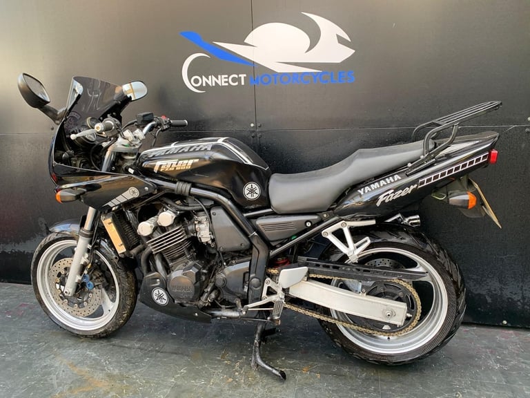 YAMHA FZS 600 FAZER PROJECT BIKE