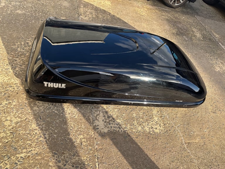 Thule Ocean 200 Roofbox