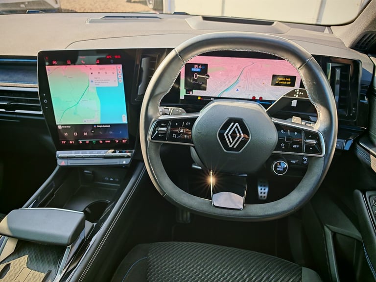 2024 Renault Austral E-Tech FHEV Iconic Esprit Alpine 5dr Auto 4C Estate Hybrid Automatic