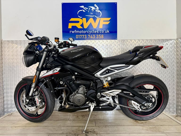 TRIUMPH STREET TRIPLE RS 765, 2018, ONLY 1 OWNER & 911 MILES!! FSH, SUPERB COND
