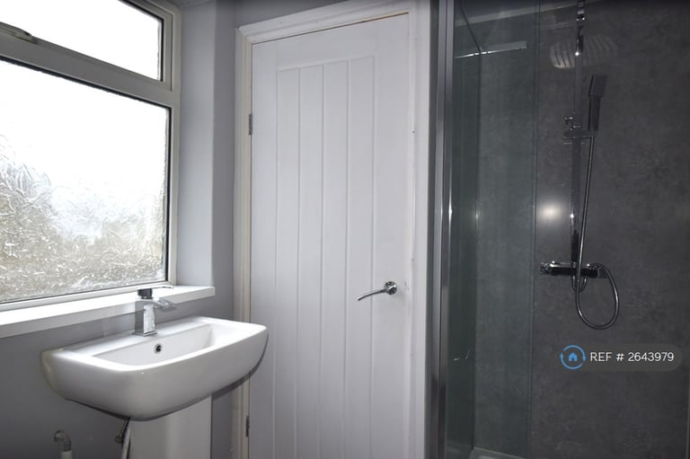 4 bedroom house in Dalzell Street, Moor Row, CA24 (4 bed) (#2643979)