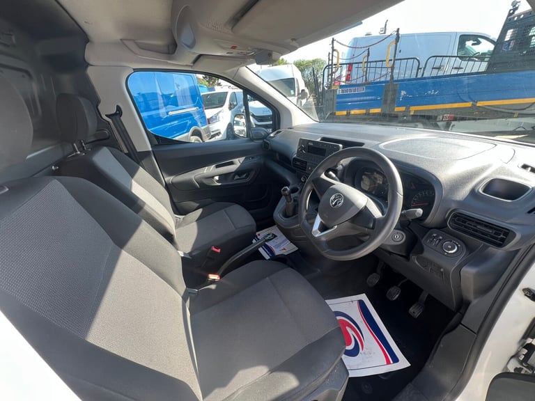 2020 Vauxhall Combo 2300 1.5 Turbo D 100ps H1 Edition Van PANEL VAN Diesel Manual