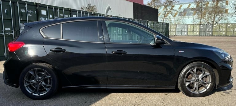 2022 Ford Focus 1.0 EcoBoost Hybrid mHEV 125 ST-Line Edition 5dr HATCHBACK Petrol Manual