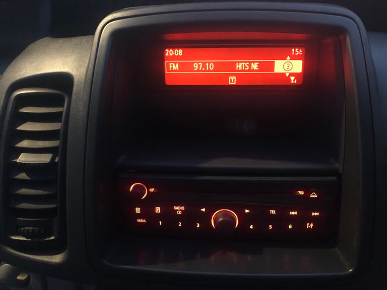 Vauxhall vivaro 2011