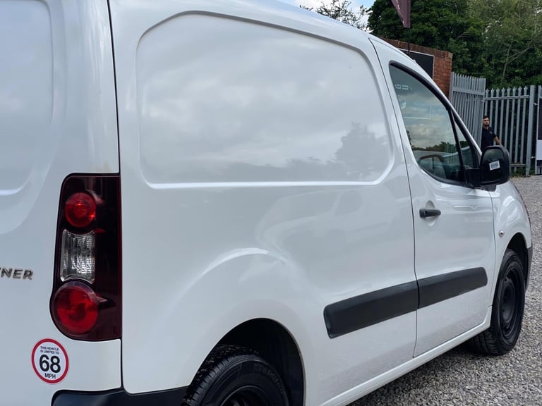 2017 Peugeot Partner 1.6 BlueHDi 651 SE L1 5dr PANEL VAN Diesel Manual