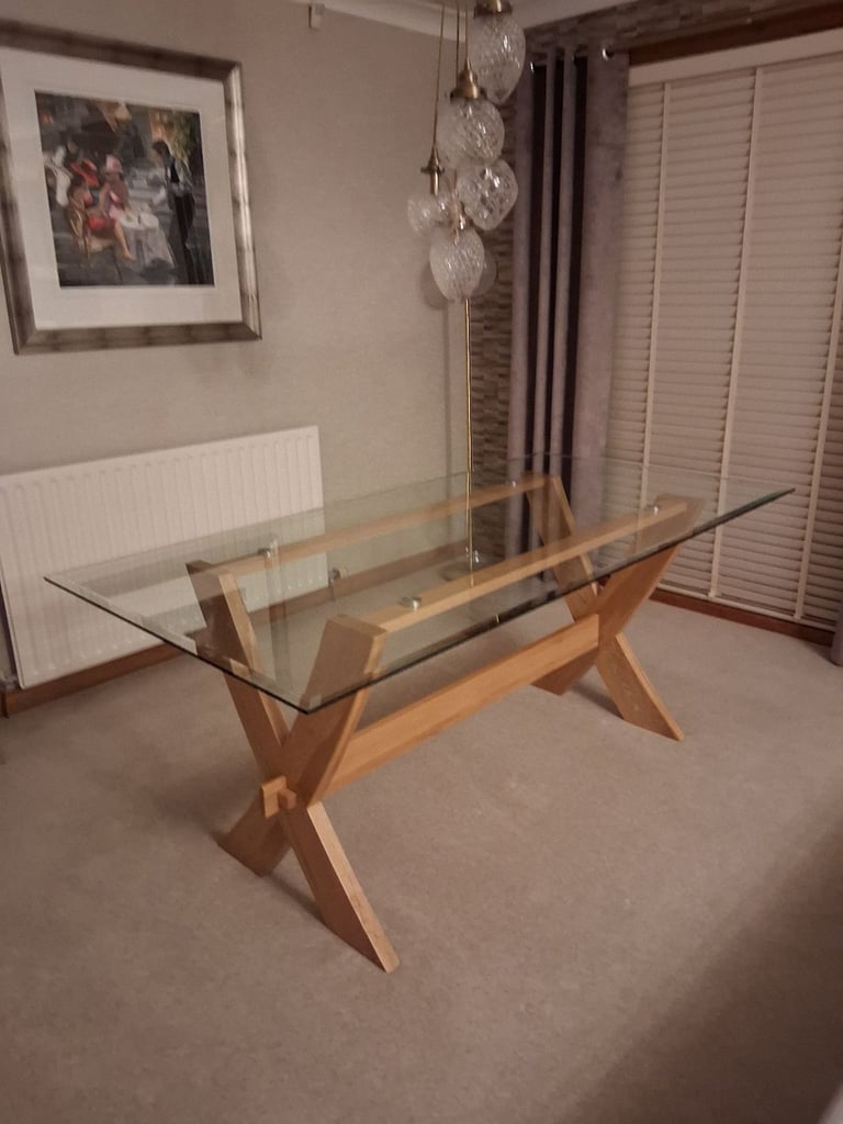 image for Quality Dining Table