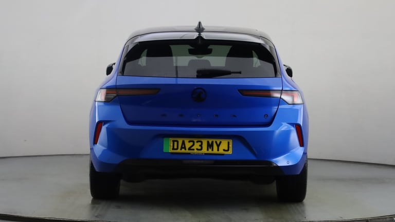 2023 Vauxhall Astra 54kWh Ultimate Hatchback 5dr Electric Auto (156 ps) Hatchback Electric Automatic