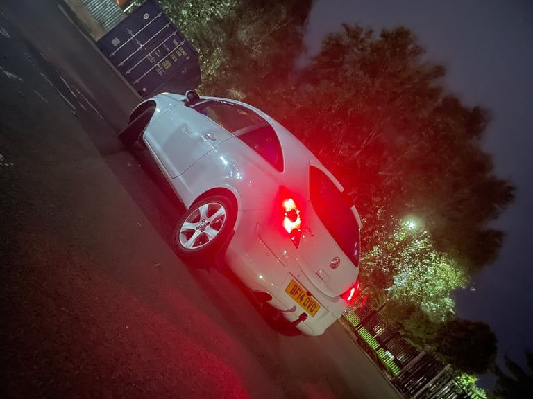 Vauxhall corsa 1.4 liter 2014