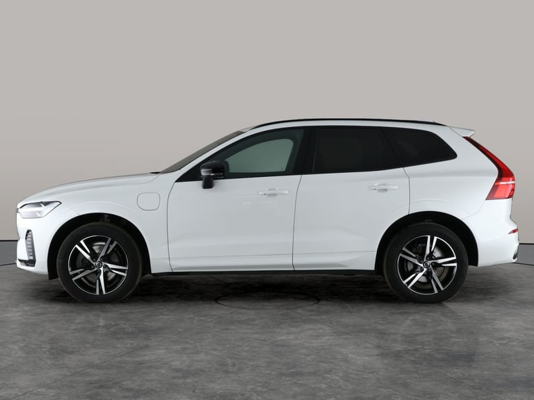 2022 Volvo XC60 2.0h T6 Recharge 11.6kWh R-Design SUV 5dr Petrol Plug-in Hybrid Auto AWD Eu Suv P...