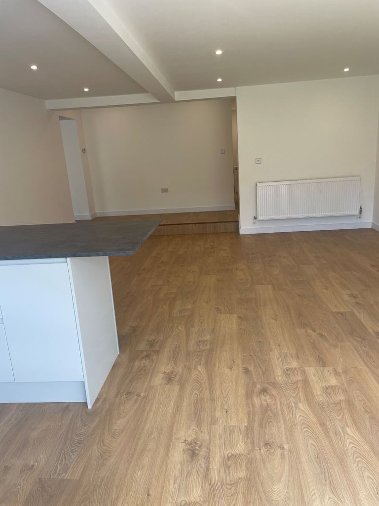 THE BEST GROUND FLOOR GARDEN STUDIO FLAT FOR RENT IN THE HEART OF WALTHAMSTOW 