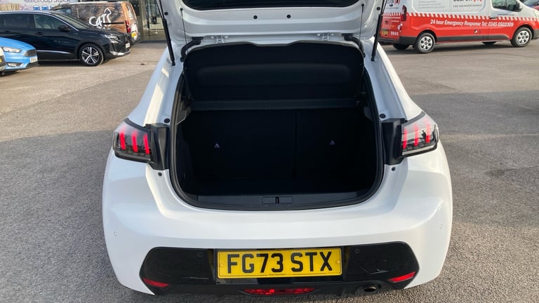 2023 Peugeot 208 1.2 PureTech 100 Allure Premium + 5dr Petrol Hatchback Hatchback Petrol Manual