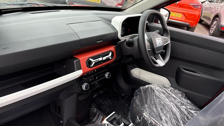 2025 Dacia Spring 27kWh Expression 65 48kW 5dr Auto Electric Hatchback Hatchback Electric Automatic