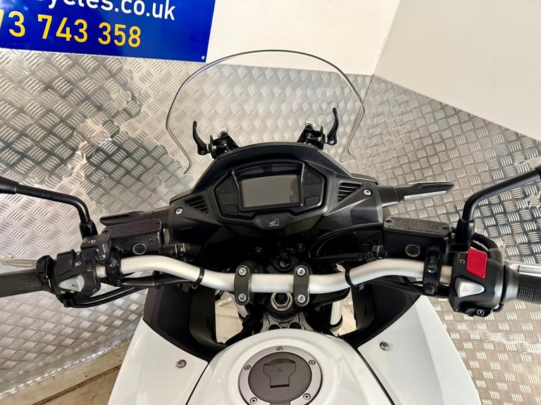 HONDA VFR 800X CROSSRUNNER, 2016, 66 REG, 15,763 MILES, SH, EXCELLENT COND 