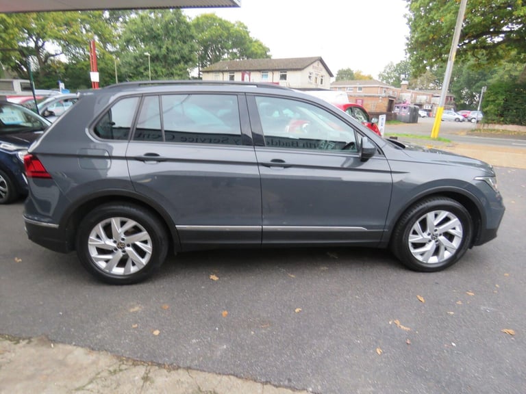 2021 Volkswagen Tiguan 1.5 TSI Life Euro 6 (s/s) 5dr ESTATE Petrol Manual
