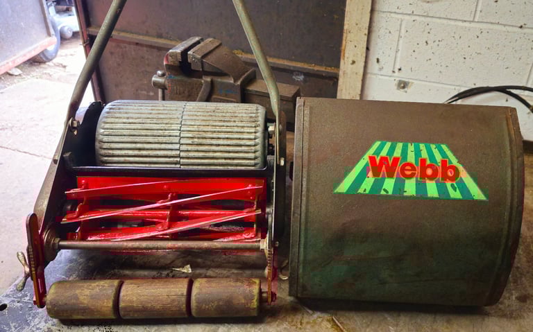 Lawnmower repairs and servicing