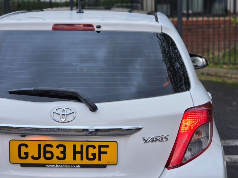 2013 Toyota Yaris 1.33 Dual VVT-i T Spirit Euro 5 5dr HATCHBACK Petrol Manual
