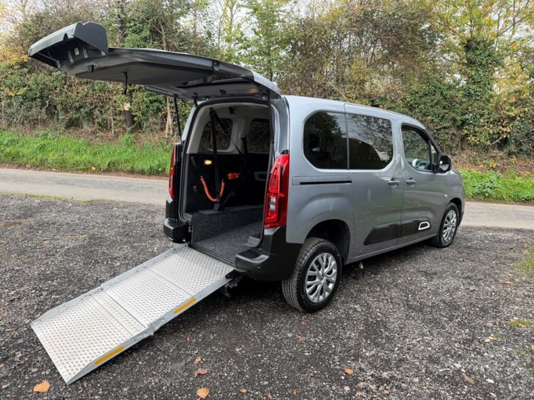  Citroen Berlingo 1.5 BlueHDi 100 Feel M 5dr WHEELCHAIR ACCESSIBLE VEHICLE 3