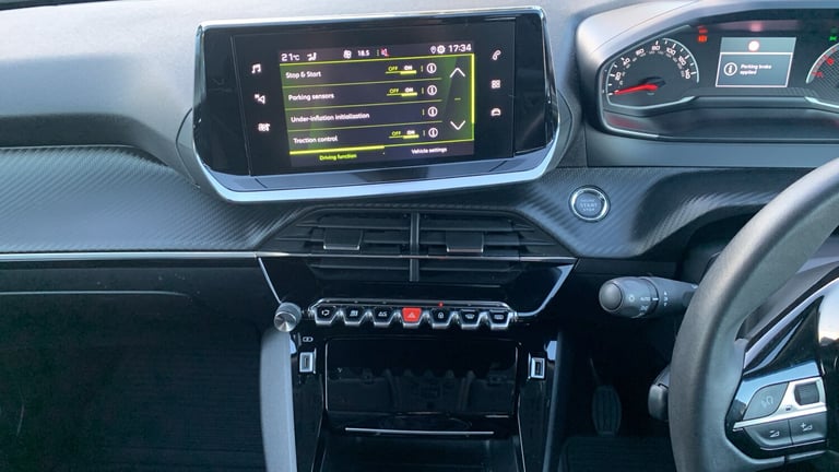 2021 Peugeot 2008 1.2 PureTech Allure SUV 5dr Petrol Manual Euro 6 (s/s) (100 ps) SUV Petrol Manual