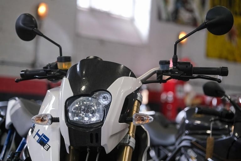 BMW HP2 *Rare Megamoto*