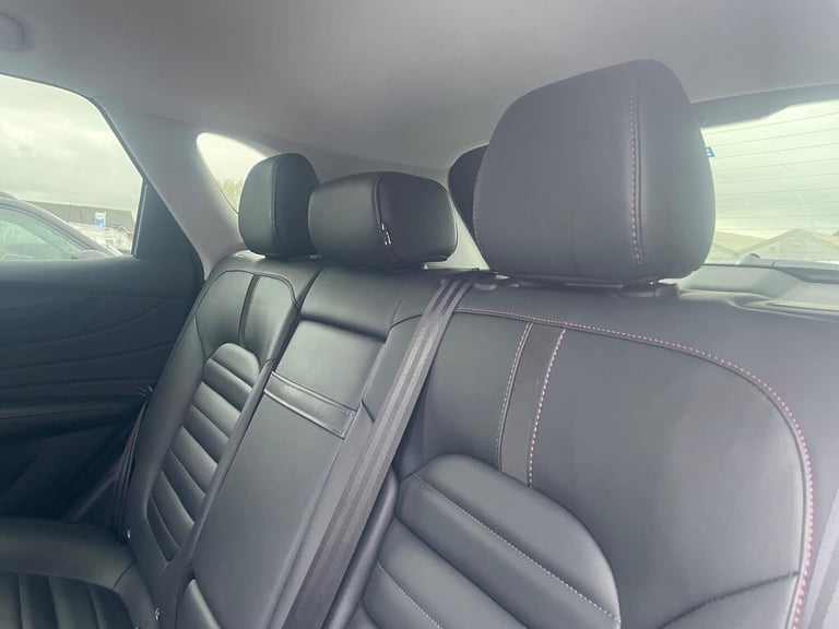 2024 MG MG HS 1.5 T-GDI 16.6kWh Trophy Auto Euro 6 (s/s) 5dr ESTATE Petrol/Electric Hybrid Automatic