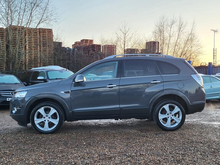 2011 CHEVROLET CAPTIVA 2.0 VCDi LTZ 5 DOOR 7 SEATER AUTOMATIC GREY