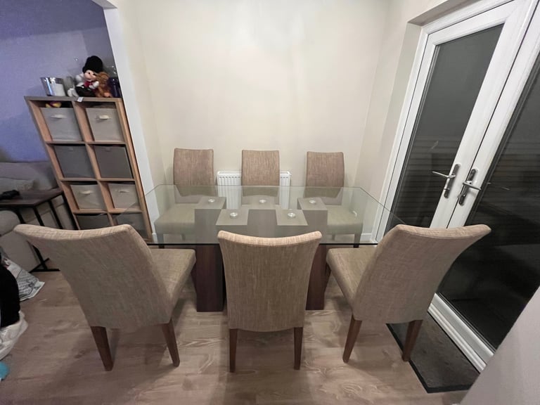 Glass Dining Table & Chairs 