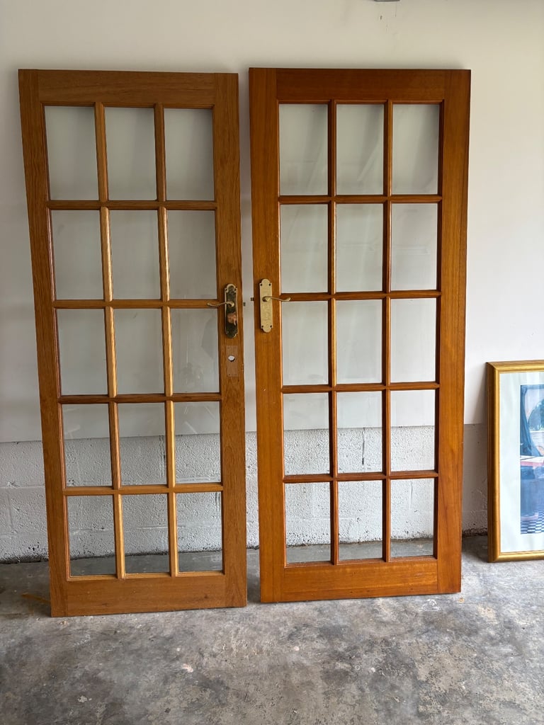 image for 2 pine doors