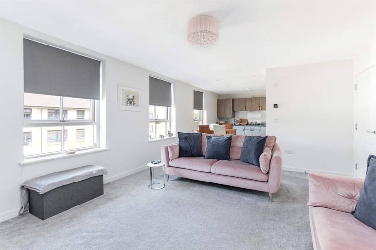 TO LET - Modern 2 Bedroom apartment in RICHMOND GATE (walking distance from Glasgow city centre)