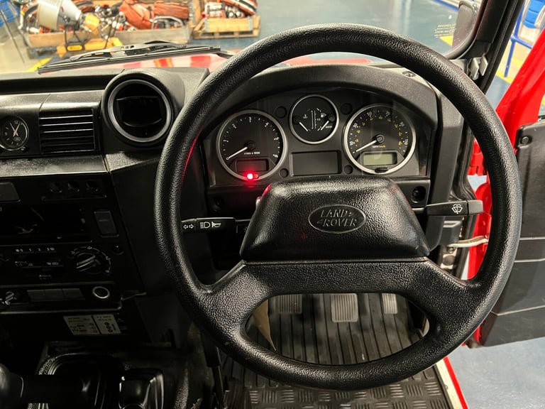 2012 Land Rover Defender 130 HCPU 2.2TDCI 120PS 4X4 5 SEAT DOUBLE CAB HIGH CAPACITY PICK UP PICK ...