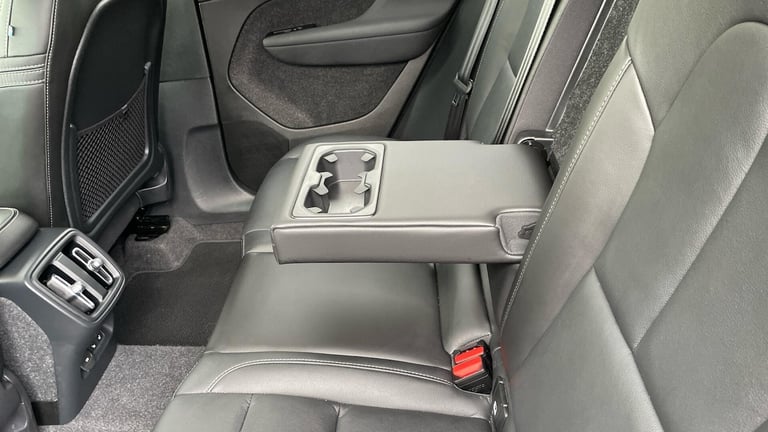 2024 Volvo XC40 Ultra B3 Mild hybrid ESTATE Petrol/Electric Hybrid Automatic