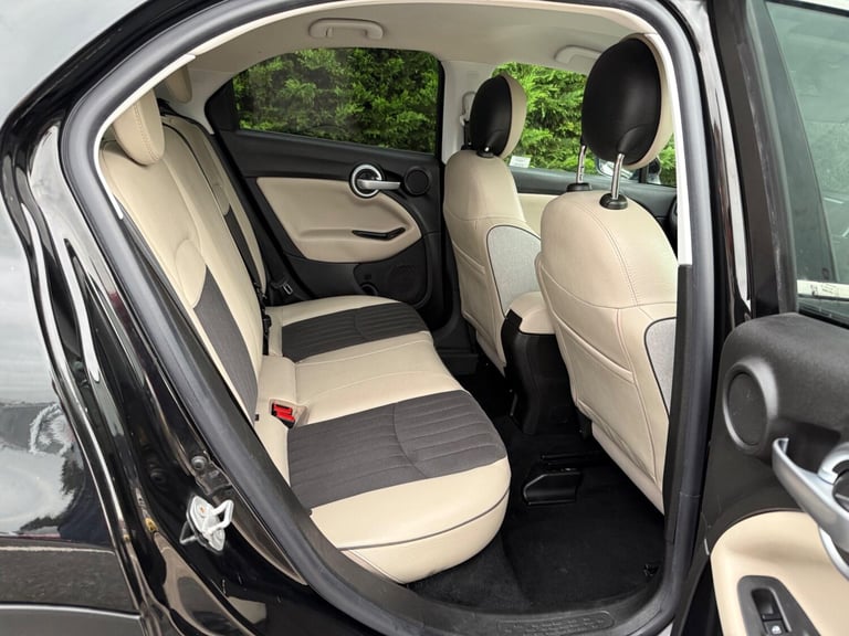 2016 Fiat 500X 1.6 MultiJetII Lounge Euro 6 (s/s) 5dr HATCHBACK Diesel Manual