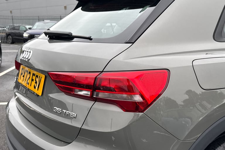 2022 Audi Q3 Technik 35 TFSI  150 PS S tronic SUV PETROL Automatic